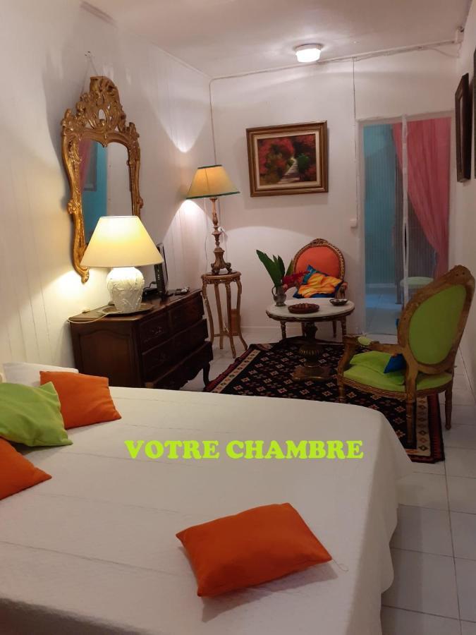 Bed and Breakfast Terrasse Du Piton Deshaies Esterno foto